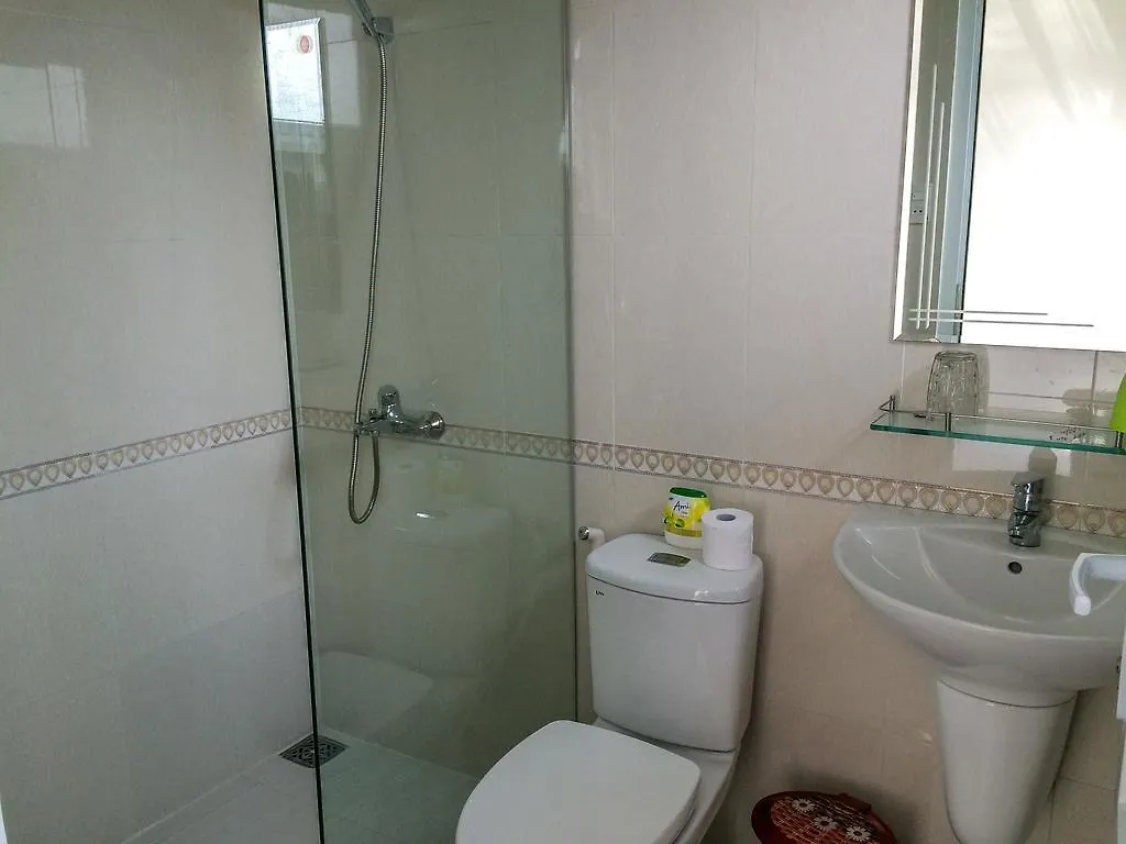 B & B Accommodation Service Hội An 0*,